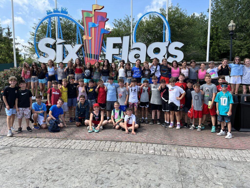 camp pontiac kids in six flags